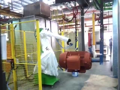 Робот-краситель GR650 применяется в промышленности двигателей для металлических деталей